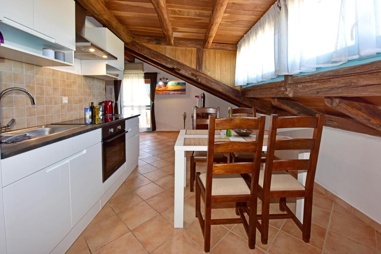 Alavanda Porec - App S Bazenom Exterior foto