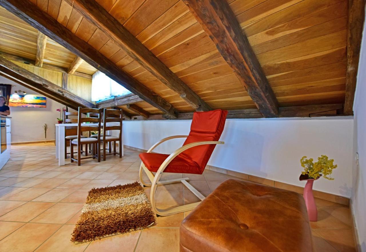 Alavanda Porec - App S Bazenom Exterior foto
