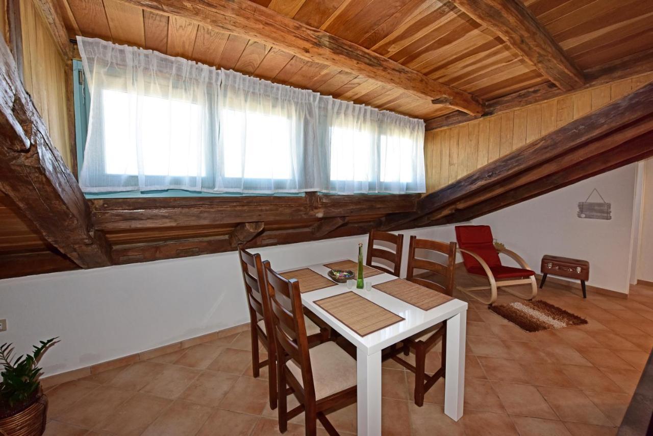 Alavanda Porec - App S Bazenom Exterior foto