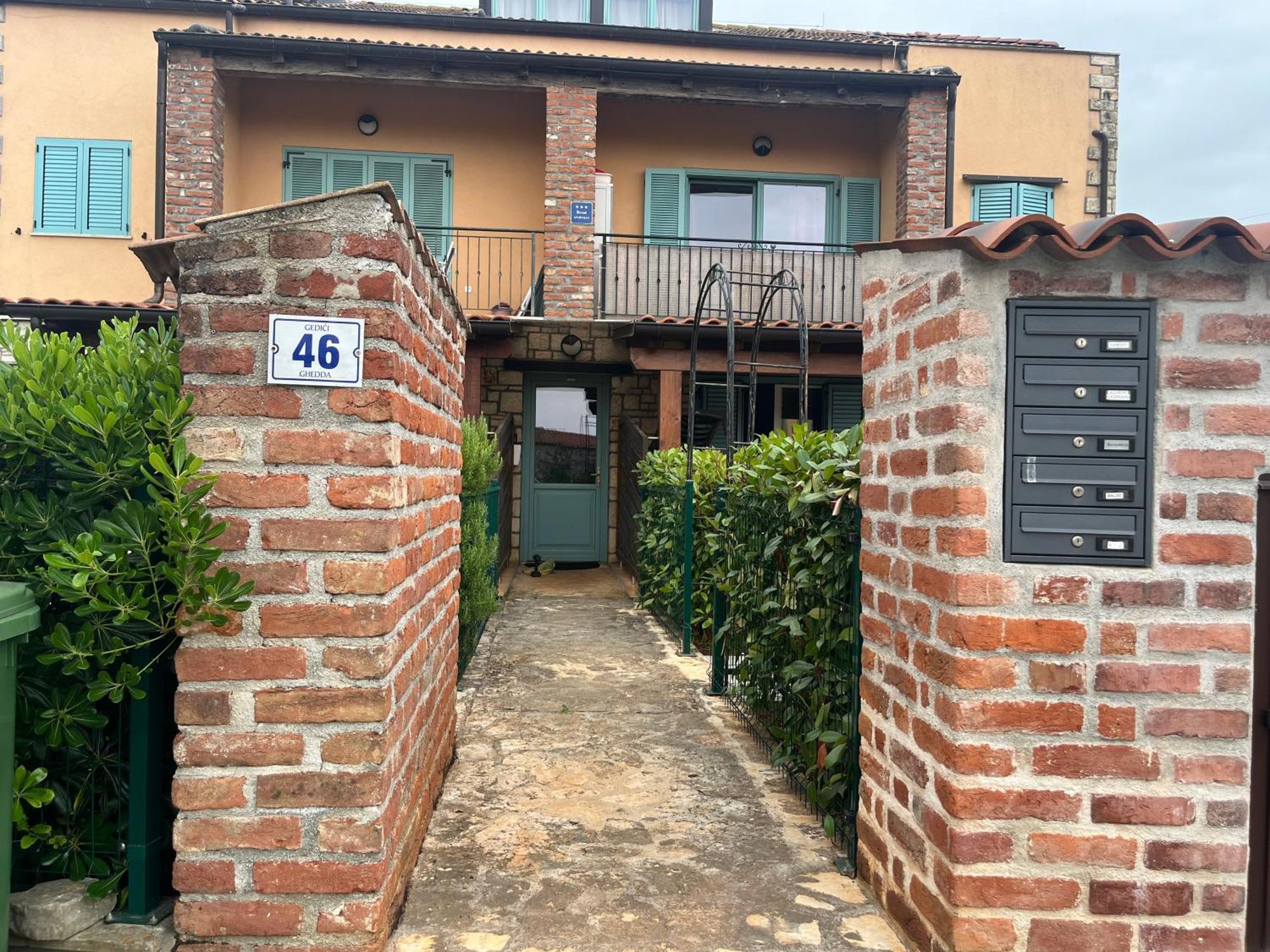 Alavanda Porec - App S Bazenom Exterior foto